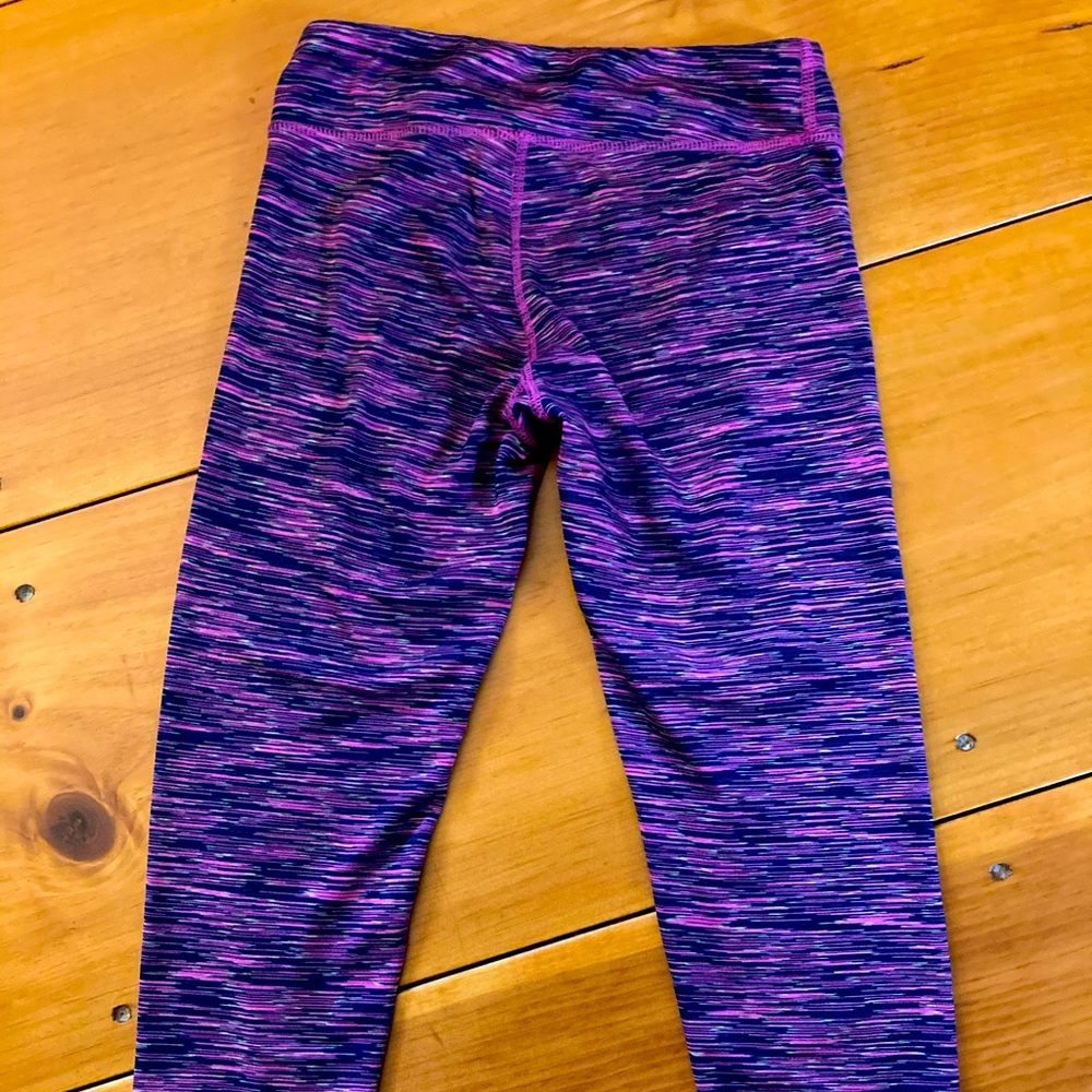 Capris (stretchy/workout)